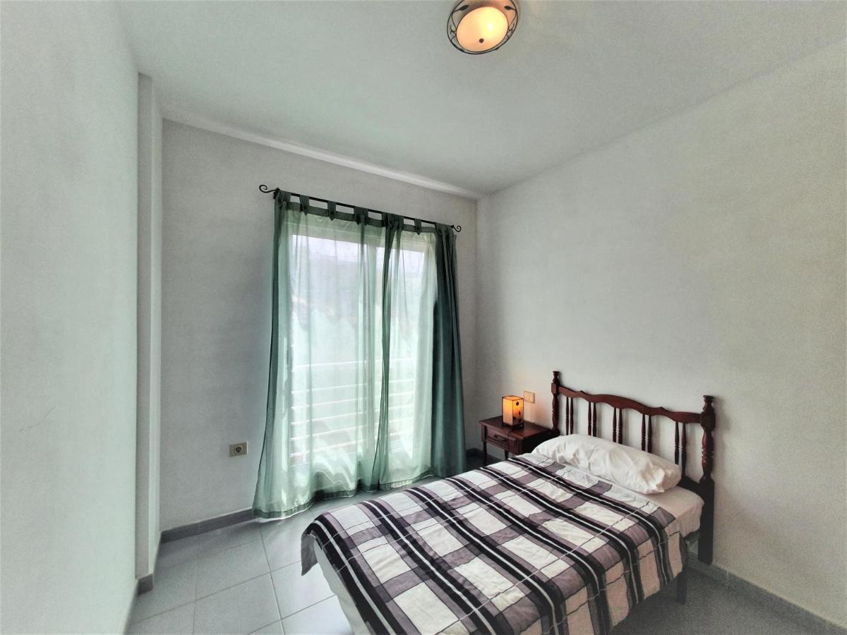 Cristi Puerto Santiago Apartment By Hrtenerife Net Puerto de Santiago  Buitenkant foto